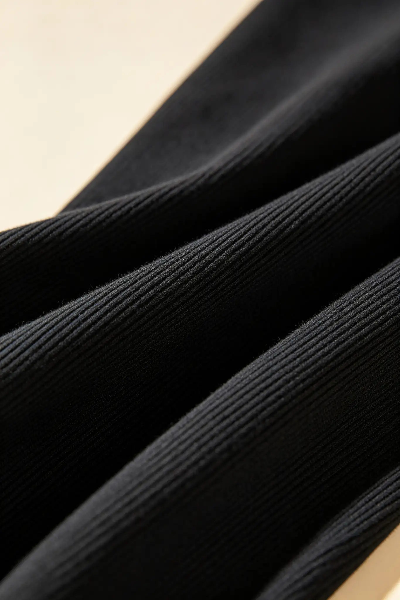 Black Sleeveless Tank Top - image 6
