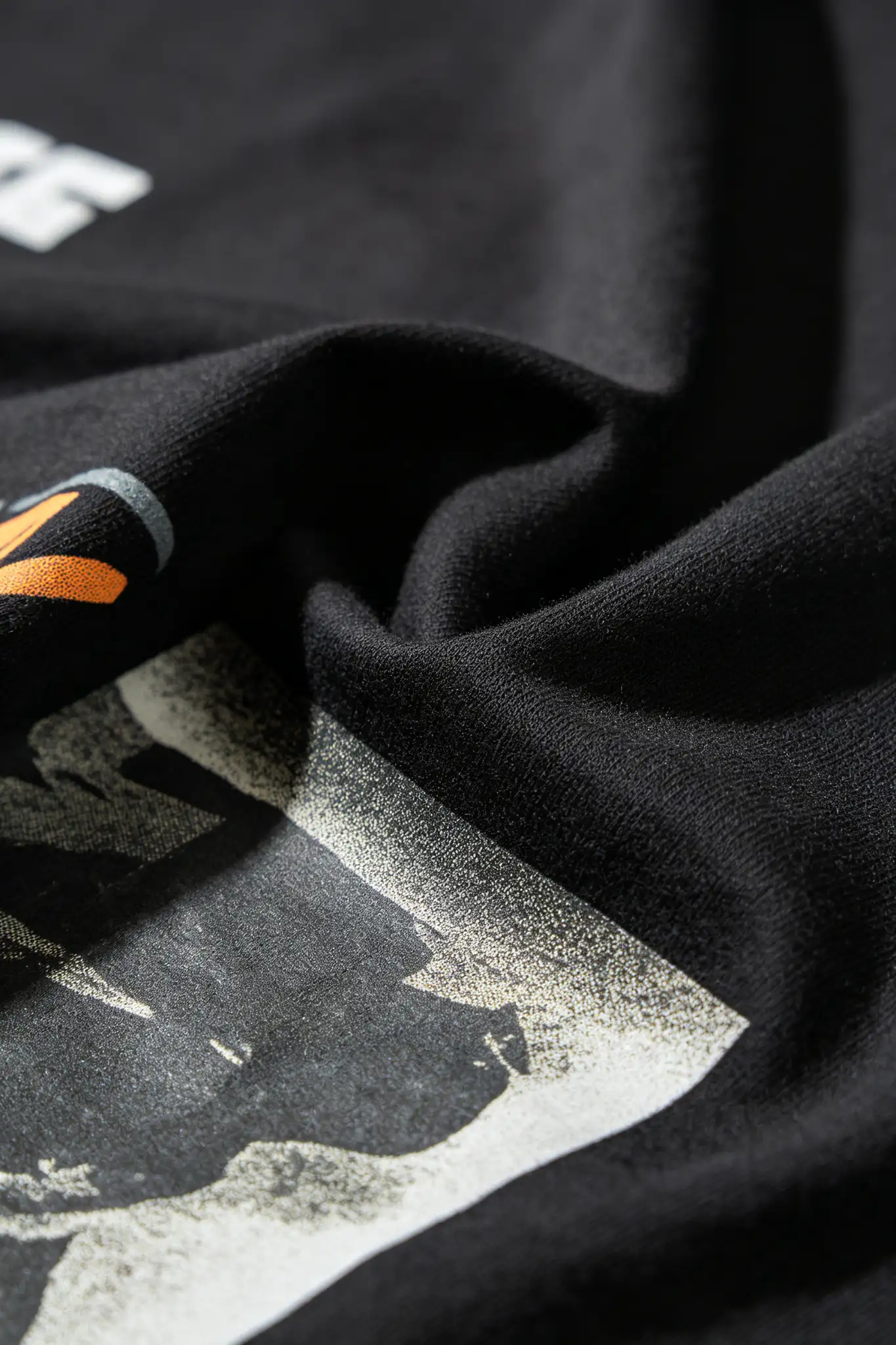 Printed Graphic T-Shirt - Black - image 5