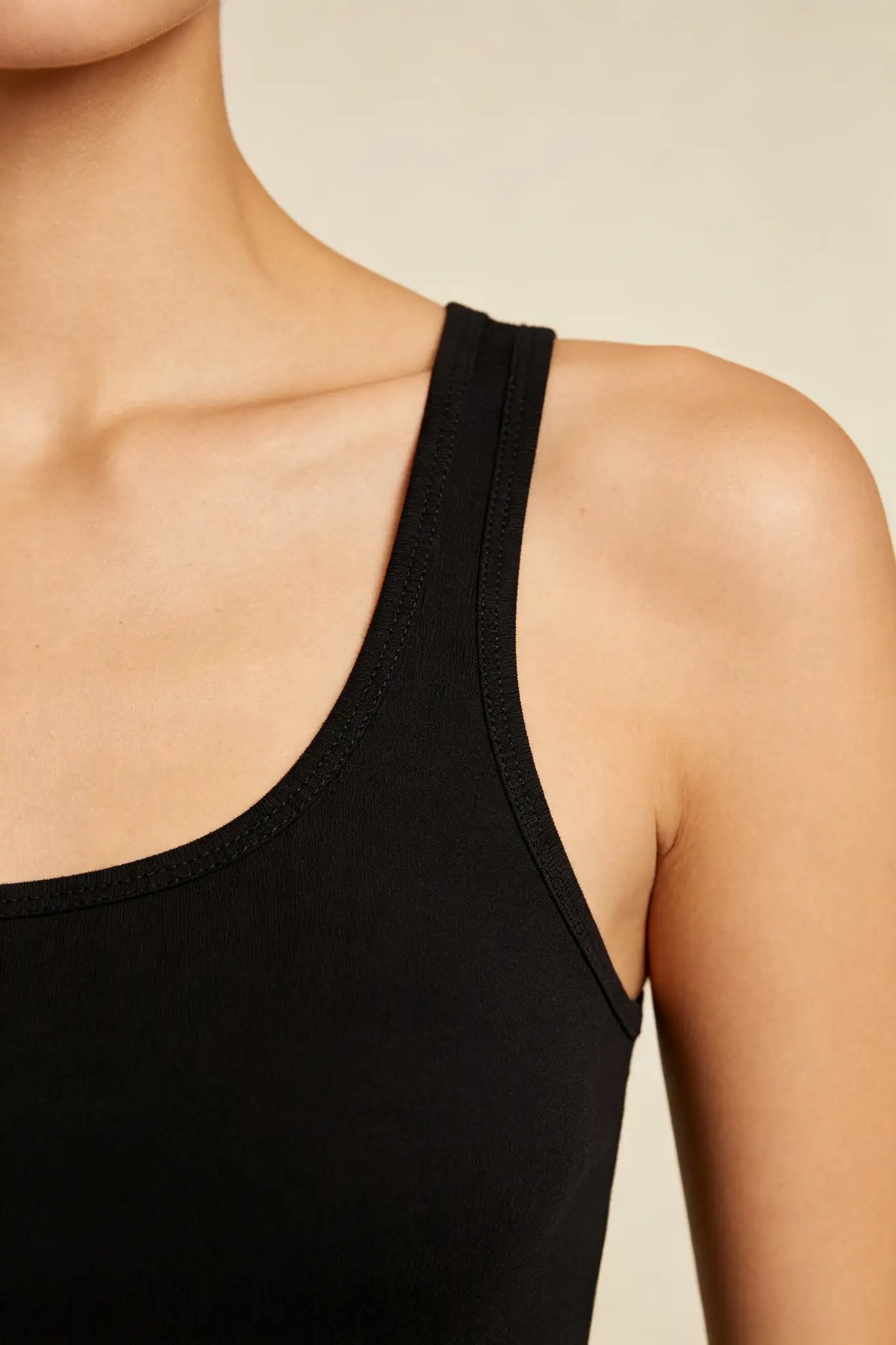 Black Sleeveless Tank Top - image 5