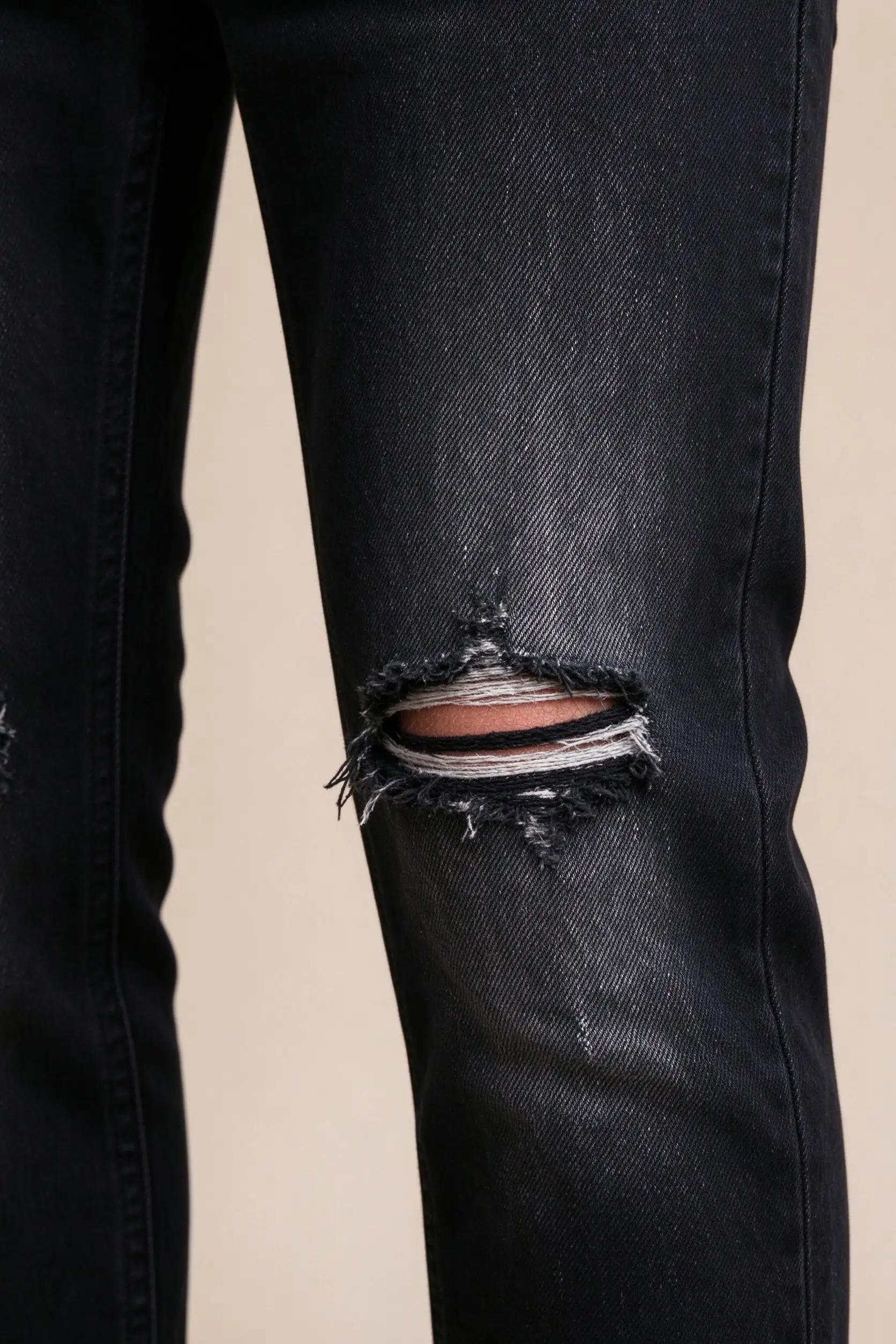 Ripped Skinny Jeans - Black - image 5