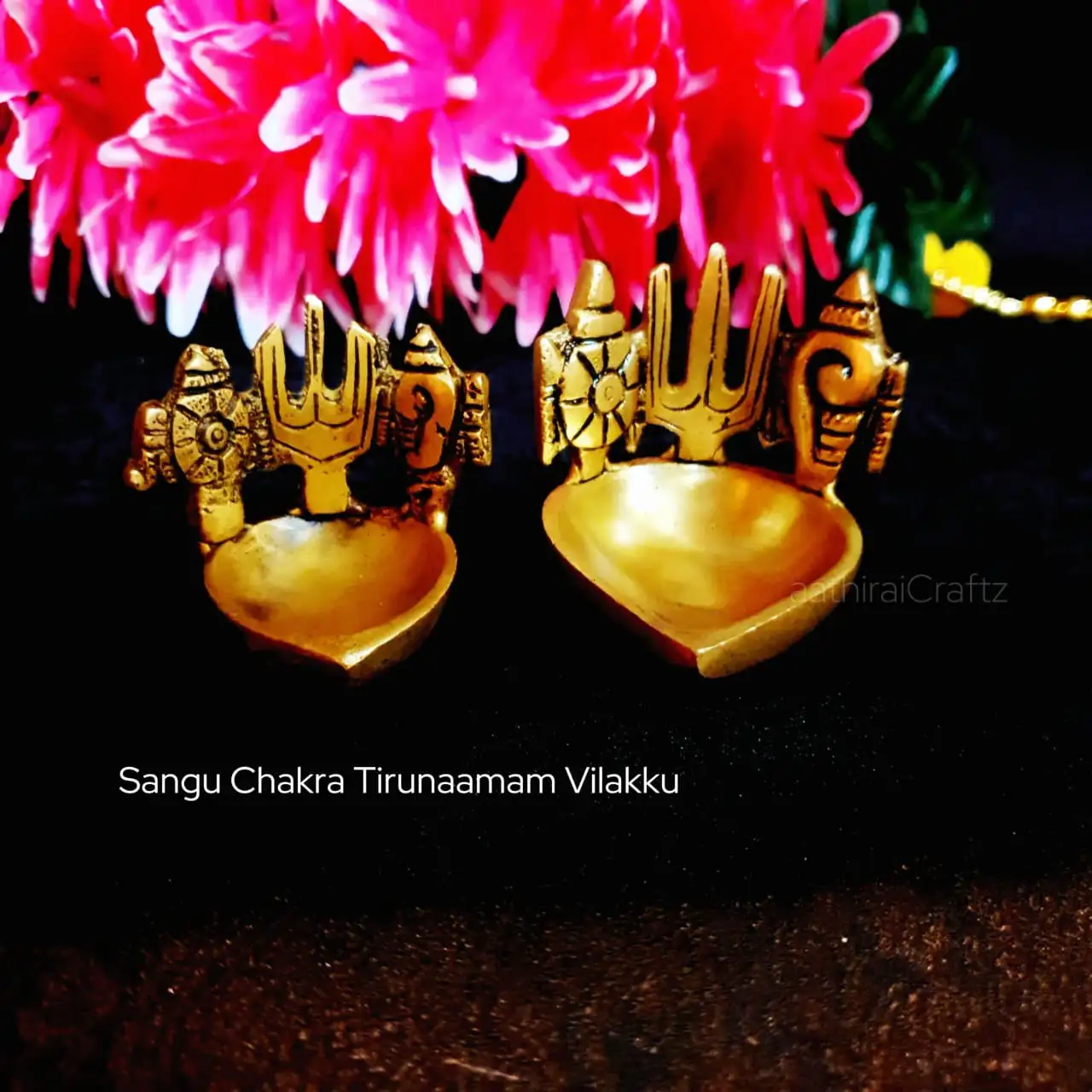 Sangu Chakra Namam Vilakku - image 4