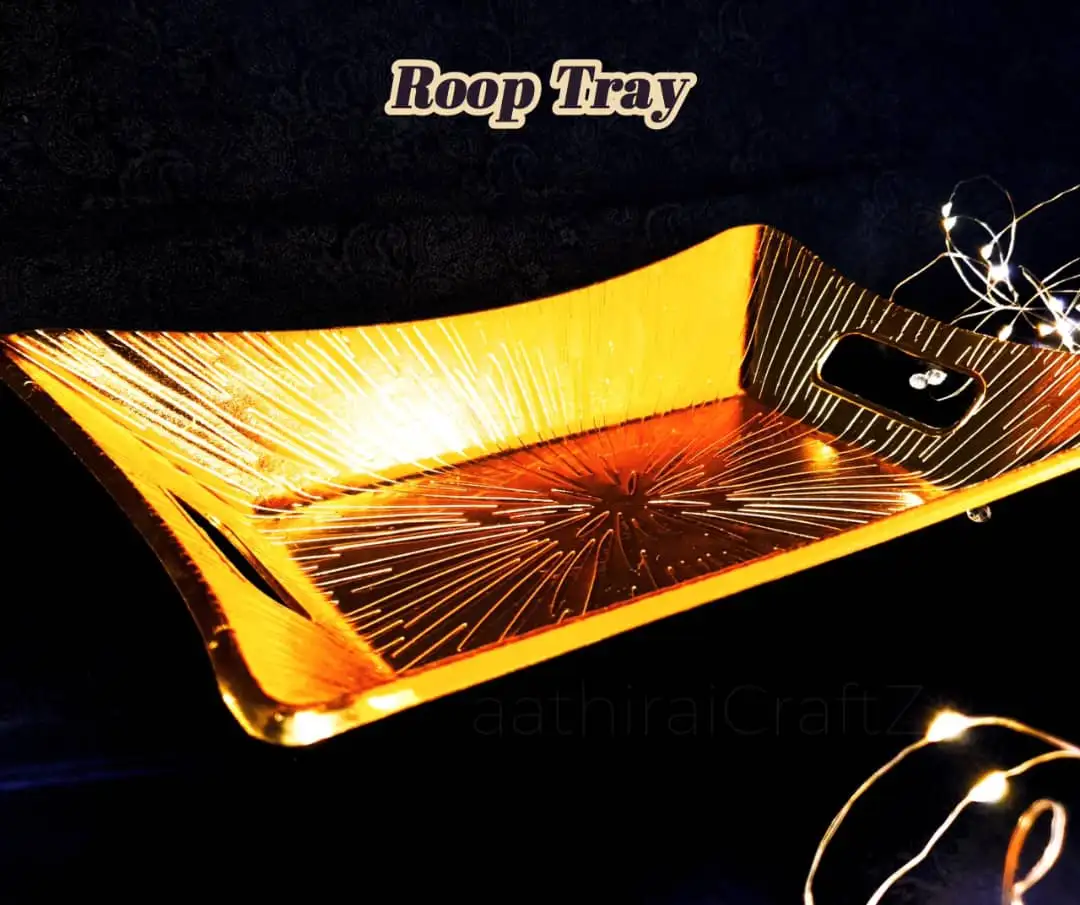 Roop Golden Pooja / Decorative Plates